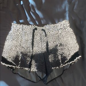 Lululemon hotty hot shorts